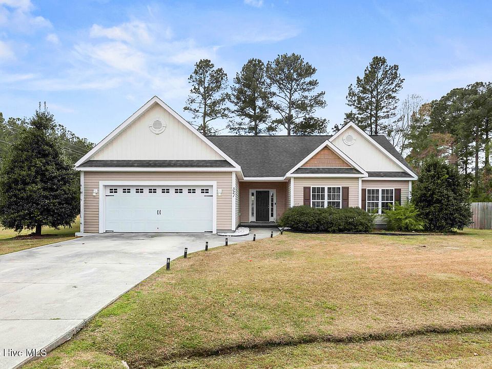 1st image of 321 Holly Grove Court W