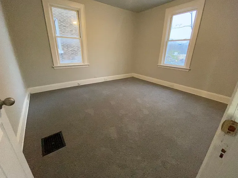 575 Blair Ave — Photo 9