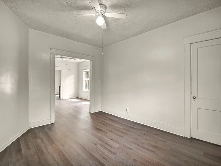 10515 Greenlawn Ave #2 — Photo 6