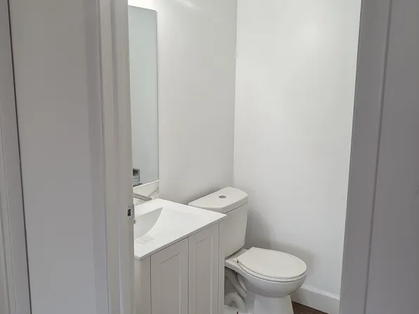 19609 Gunners Branch Rd, Germantown, MD