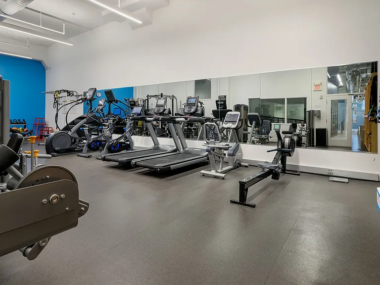 2200 Arch St #705 — Photo 3