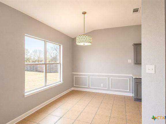 5th image of 7108 Bluegrass Ct