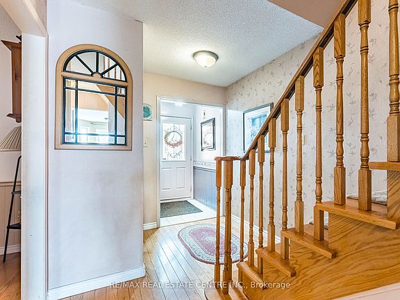 4th image of 82 Candy Cres