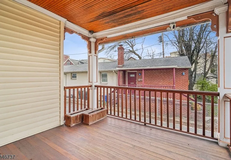 44 Elm St #2 — Photo 2