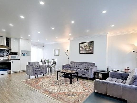 5th image of 8 Farrell Ave