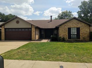 7014 Blackberry Dr, Arlington, TX 76016
