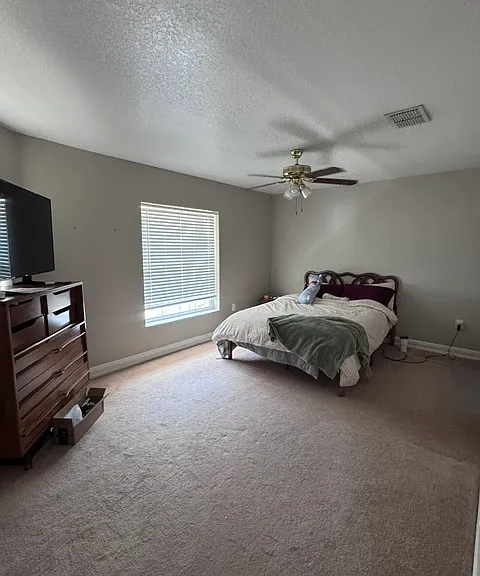 1610 W Clifton St — Photo 6