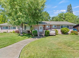 1340 Ojai Ave, Grants Pass, OR 97527