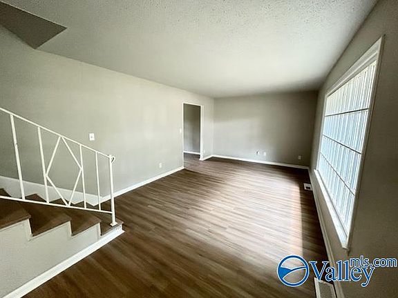5th image of 2119 Buckingham Dr SW