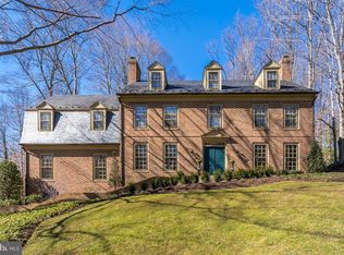 9406 Brooke Dr, Bethesda, MD 20817