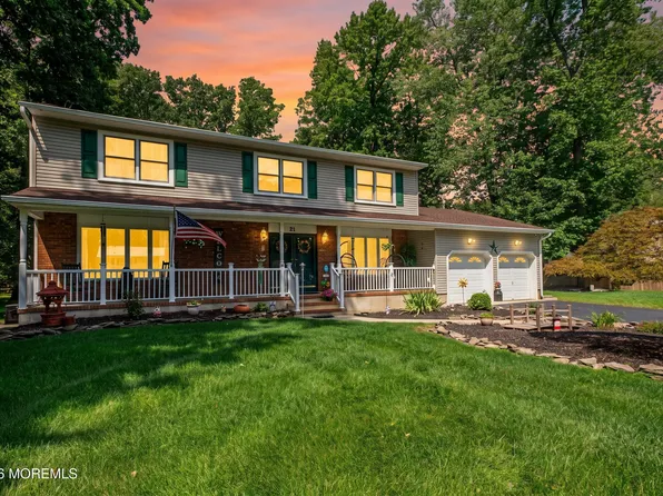 21 Howe Lane, Freehold, NJ 07728
