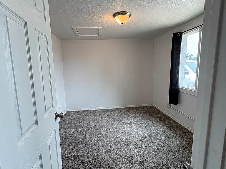 121 Paynter Ave — Photo 7