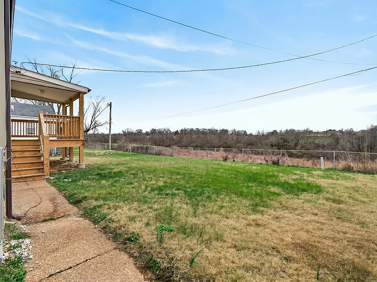 10505 Ewell Dr — Photo 14