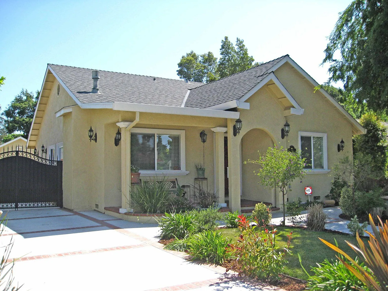 1526 Minnesota Ave photo 1