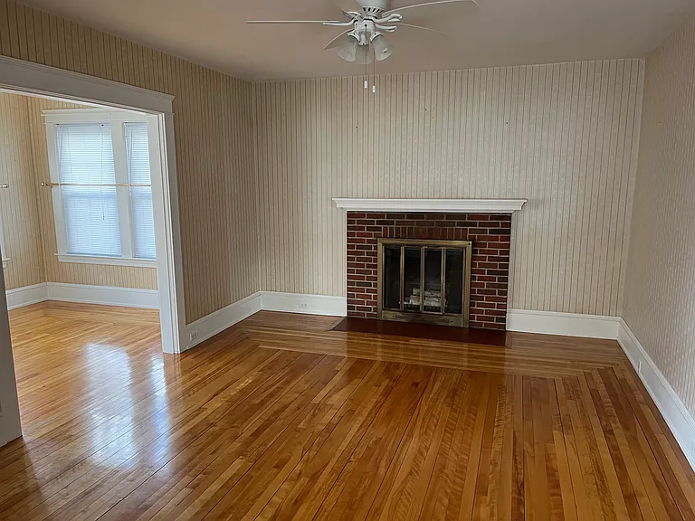 15-17 Foster Ct — Photo 20