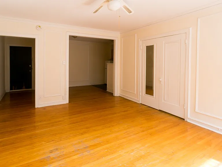 1211 W Elmdale #L2 — Photo 12