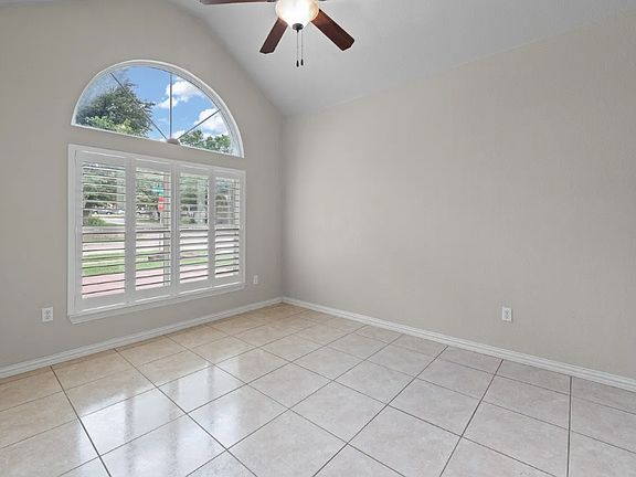 5th image of 4001 Dexter Ave