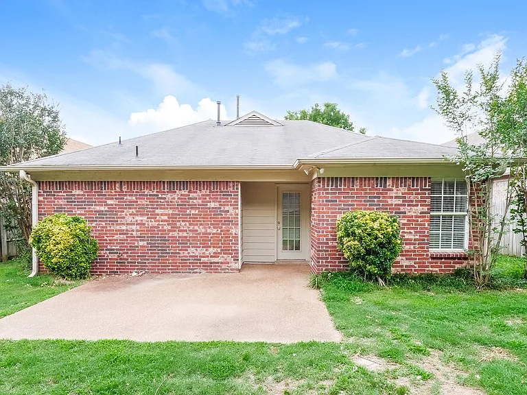 1596 Far Dr — Photo 16