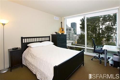3rd image of 425 1st St Unit 808