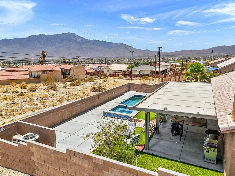 67365 Desert View Ave — Photo 4