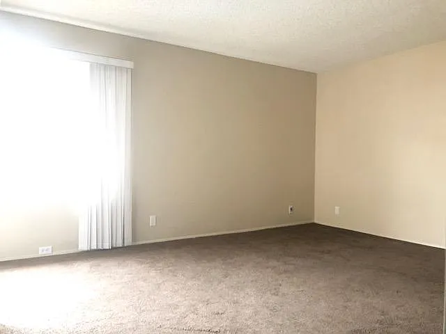 8771 Gilman Dr — Photo 10