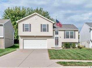 7418 N 108th St, Omaha, NE 68142
