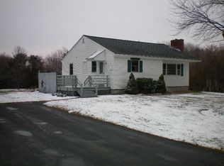 277 Twin Hills Dr, Coventry, CT 06238