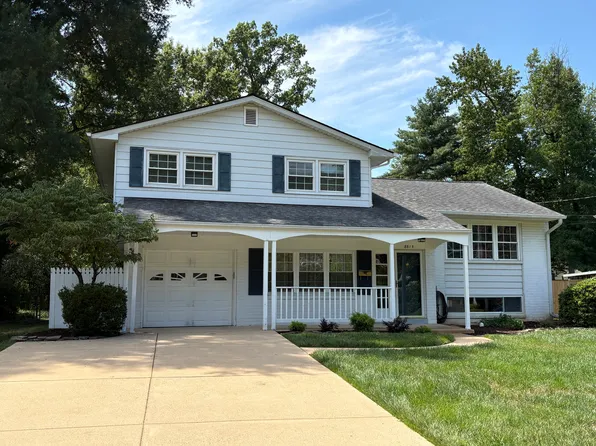 8815 Camfield Dr, Alexandria, VA 22308