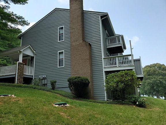 2nd image of 301 Shore Dr Unit I-6