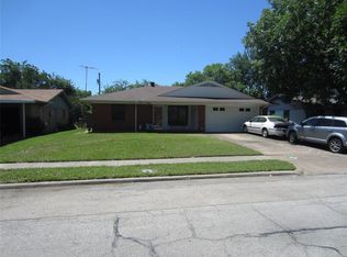 1912 Hillcrest Dr, Irving, TX 75062