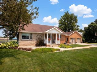 506 Lincoln St, Bourbon, IN 46504