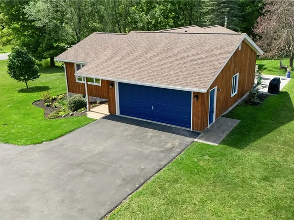 4591 Stoney Brook Rd, Oneida, NY 13421