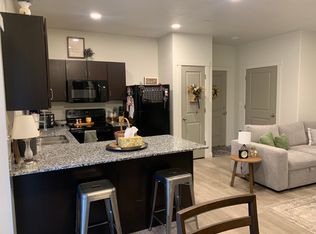 235 W 1375 N #D102, Centerville, UT 84014