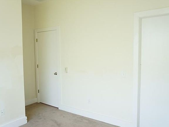 5th image of 325 5th Ave S Unit 8