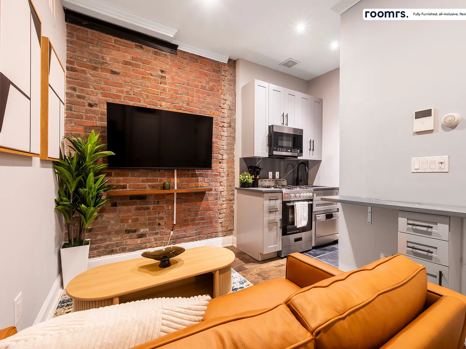 3 bed, 1.5 bath, 470 sqft, $2,774 — Photo 4