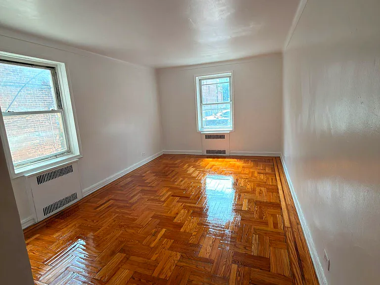 540 Ocean Pkwy #1 — Photo 4