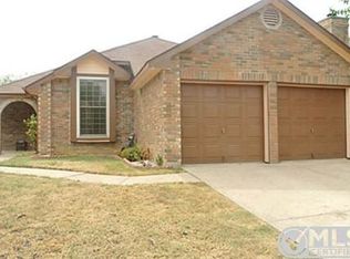 216 Ironbark Dr, Arlington, TX 76018