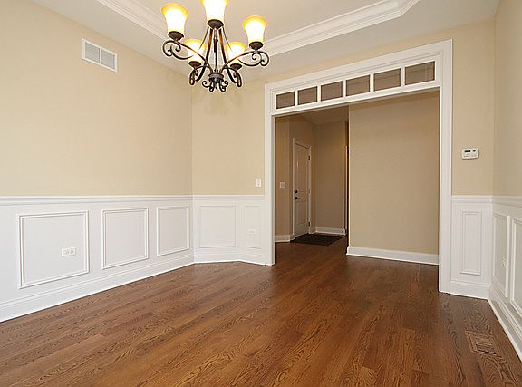 5th image of 2783 Nicole Cir