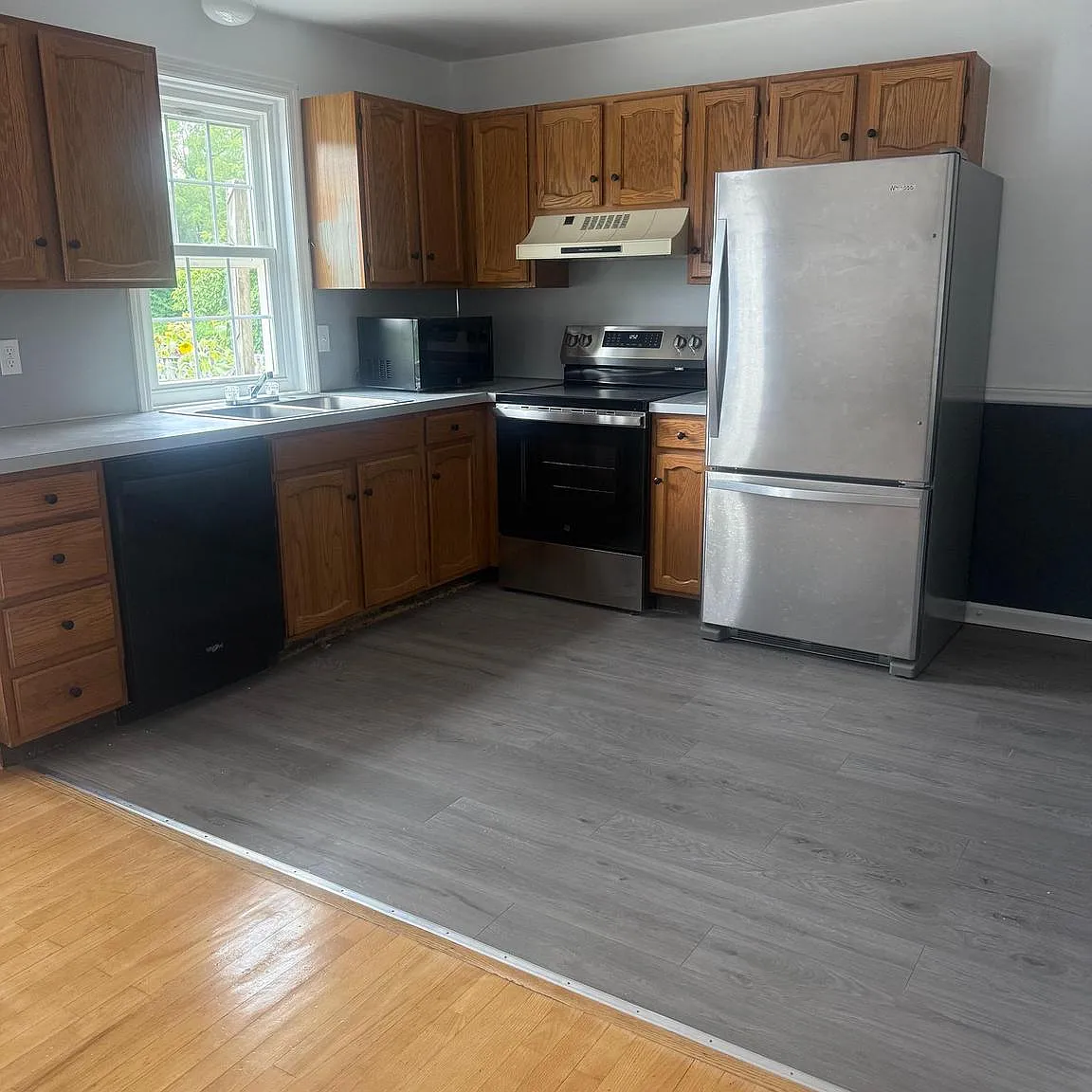 3 bed, 1200 sqft, $1,795 — Photo 3