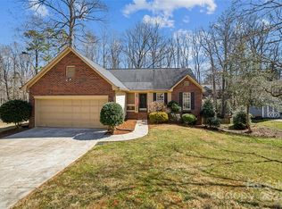 214 Bubbling Well Rd, Denver, NC 28037