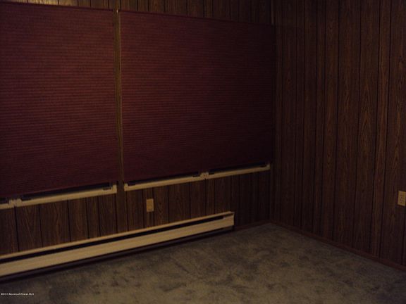 5th image of 73 Cambridge Circle #B