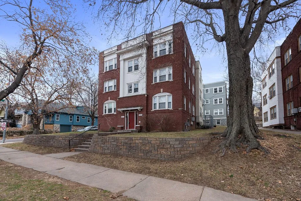 4201 Kenwood — Photo 4
