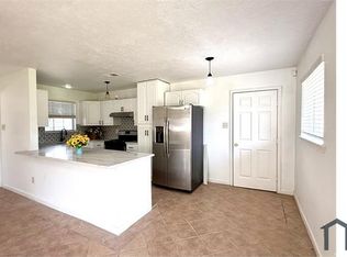 9350 Guywood St, Houston, TX 77040