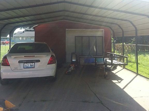 4th image of 825 Isaac Shelby Dr