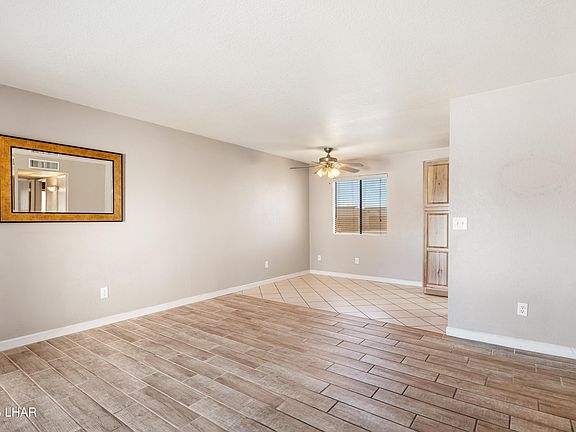 3rd image of 2672 Jamaica Blvd S APT 3