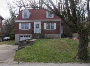 1035 Hamilton Rd, Park Hills, KY 41011