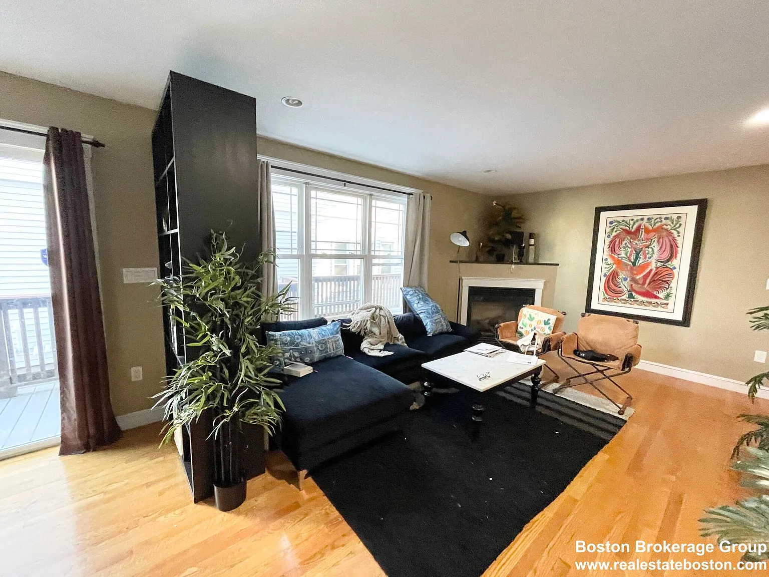25 Iroquois St — Photo 3