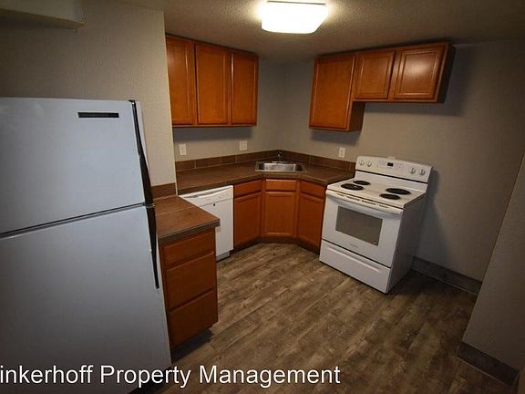 3rd image of 372 S Bryant St #B