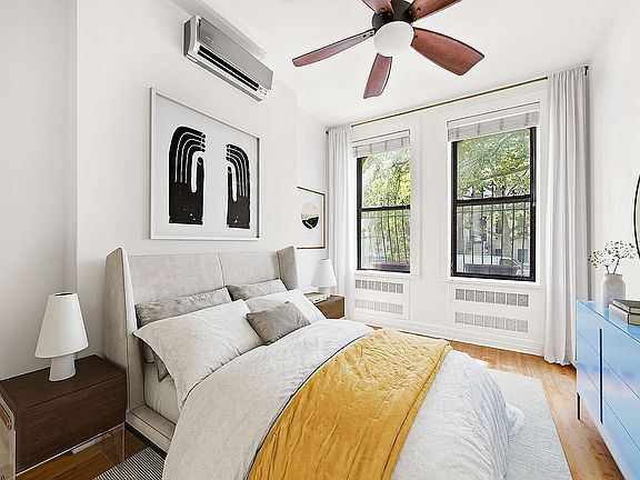3rd image of 467 Hancock St APT 1B