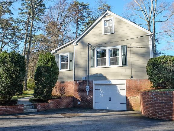 2nd image of 1314 Woodcrest Dr